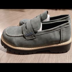 Teal Women's Slip On Loafers Size 7
