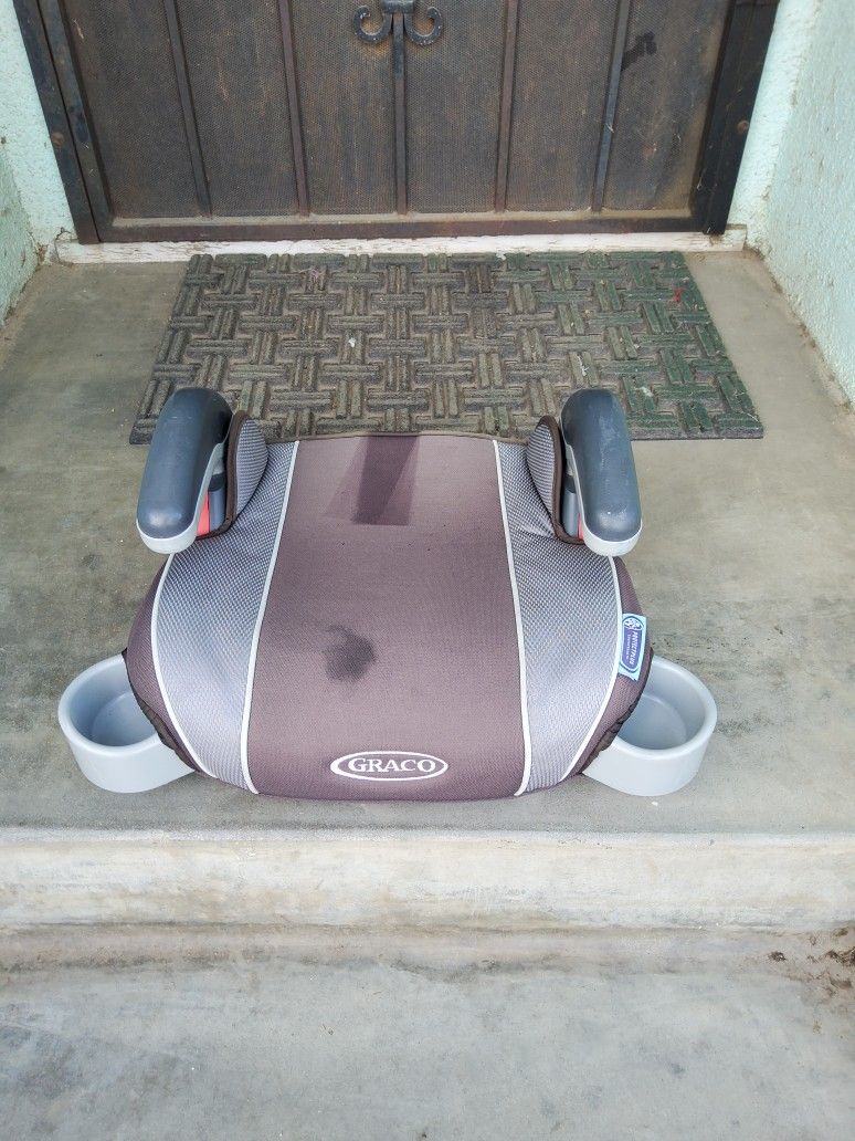 Graco Booster Car Seat Expires 2029