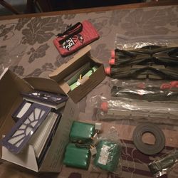 Neato XV21 PARTS filters, Rollers Batteries