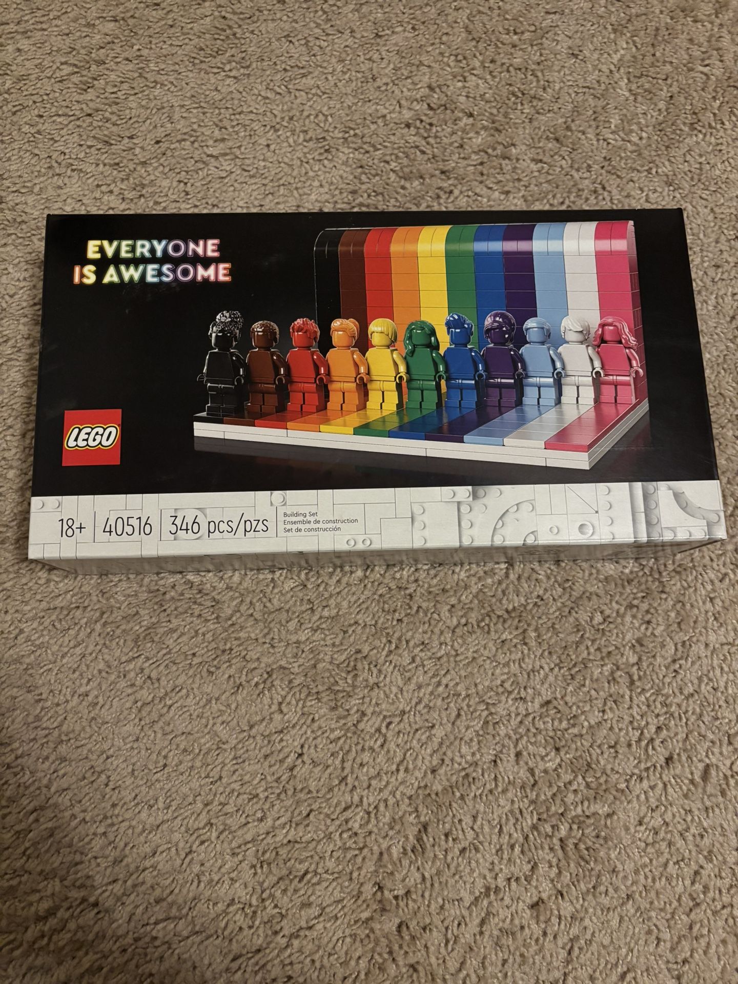 Lego Everyone Is Awesome 40516