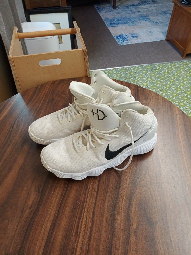 Men's Nike Hyperdunk 2017 Worn SIZE 14