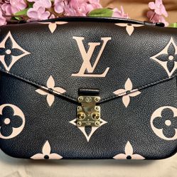 Louis Vuitton Pochette Métis Bicolor Monogram