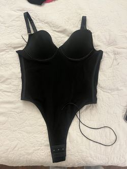 SHAPSHE Strapless Shapewear Corset Bodysuit Tops for Women Tummy Control V Neck Thong Body Shaper Going Out Outfits