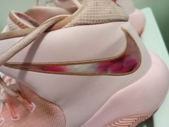 Y2K Nike Zoom Rev Ii Pink Breast Cancer Sneakers For Sale In Allentown, Pa  - Offerup