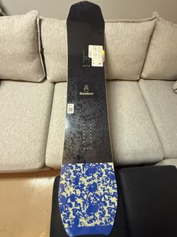 BATALEON SNOWBOARD STILL IN PLASTIC!