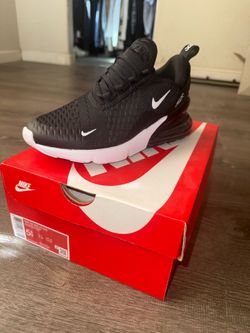 Nike 270s Youth Size 5.5 NEW