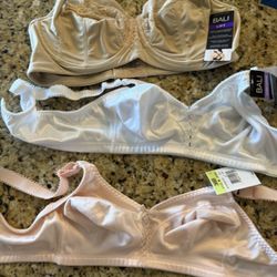 Never Worn 3 Bras Tags Still On