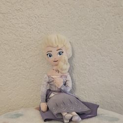 Disney Frozen 2 Elsa Plush Doll