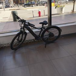 Aventon Level 2 Commuter E-bike
