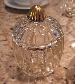 Vintage Jeannette Glass Co. Jam/Sugar Jar with lid 18k gold  high-quality glass, 3.14” Diameter x 4.5”H
This beautiful Jeannette Glass Co. Jam Jar