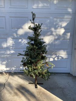 Vintage 80/90s Christmas Tree 5ft Tall 