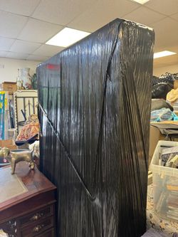 Queen box spring - prefect condition