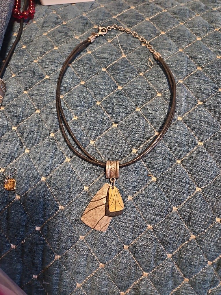 A rarely used silver necklace