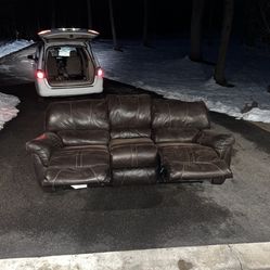 Recliner Couch (1 Piece)