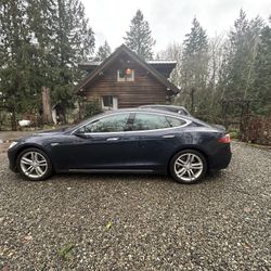 2013 Tesla Model S