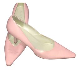BCBG Soft Pink Point-Toe Heels 8.5 