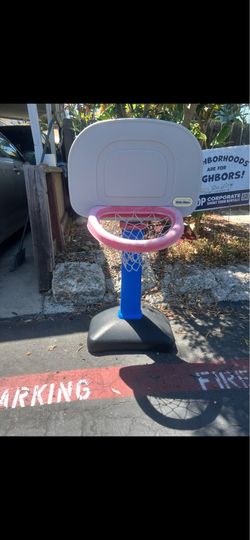 Basketball hoop