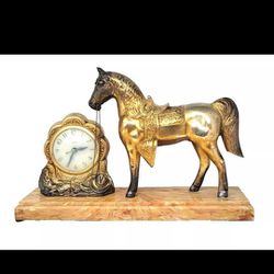 VINTAGE UNITED SELF STARTING SHELF MANTEL HORSE CLOCK, ( AS FOUND CONDITION ).