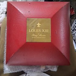 LOUIS XIII DE REMY MARTIN GRANDE CHAMPAGNE COGNAC (EMPTY BOTTLE)