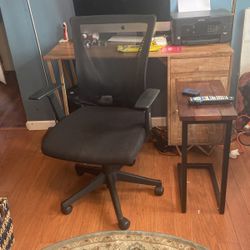 Adjustable Desk Chair