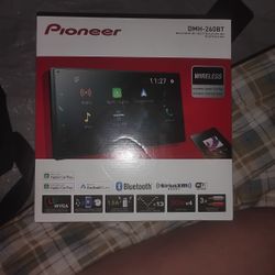 Pioneer DMH-260BT Receiver 