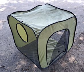 Pet tent  or kids playhouse  >>foldable<<