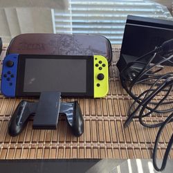 Nintendo Switch w/Case + Accessories