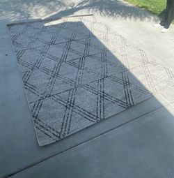 Safavieh Courtyard 8' x 10' area rug in the Frontier design