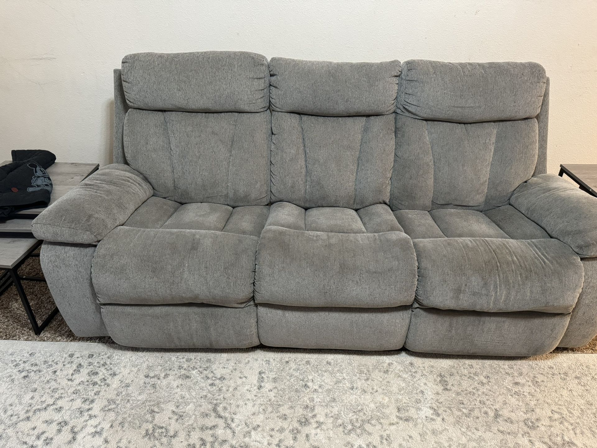 Ashely Recliner 3 Seater & Free 8by 10 Rug 