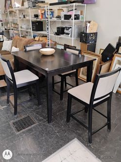 Nice 6pc Table Set