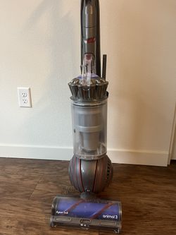 Dyson Animal 3 Vaccum