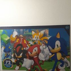 Crazy Deal, Sonic The Hedgehog Floor Puzzle, Amazon $25
