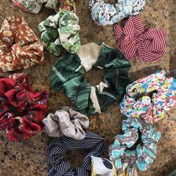 Scrunchies 