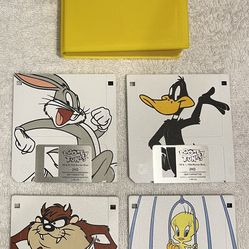 Looney Toons 4 Floppy Diskettes  2 HD + 1 Maxwell Super Disc + 10 pack