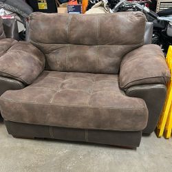 Oversized Couch Chairs  