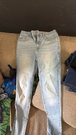 Light Wash Skinny Jeans