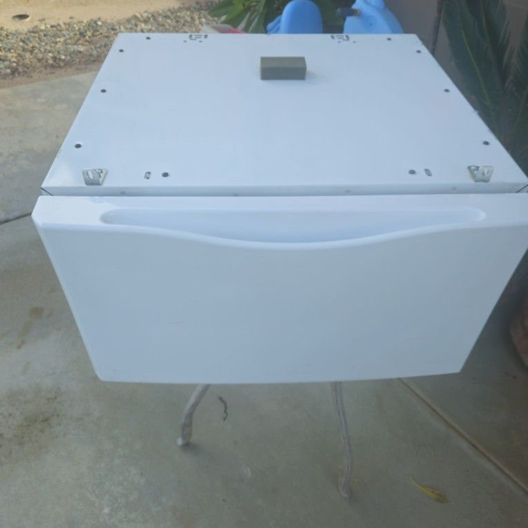 Pedestal  (1) Kenmore Dryer Or Washer