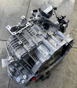 OEM PART HYUNDAI TUCSON FWD AUTO TRANSMISSION ASSEMBLY 14K MILES 2.5L 2025 2026