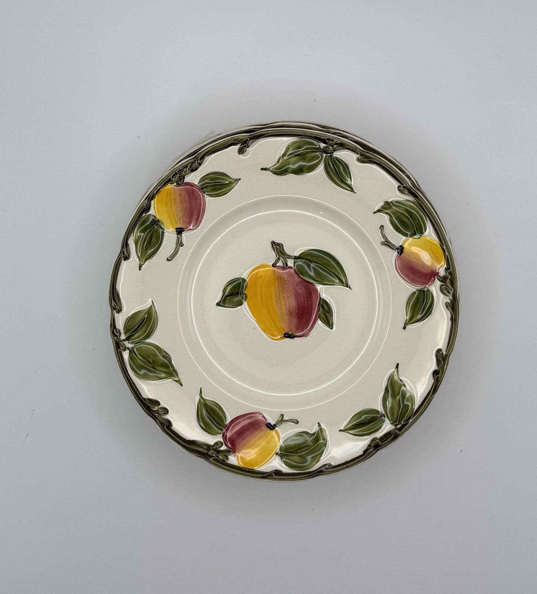 Villeroy & Boch THE DELICIOUS APPLE Bread and Butter Plates - set of 8