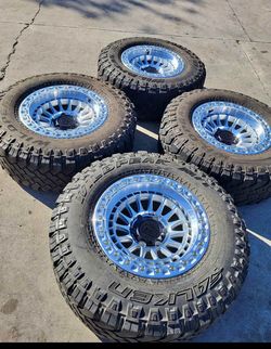 ✅ Rines nuevos 17 x 9 para Chevy Silverado y Toyota Tacoma con llantas semi nuevas