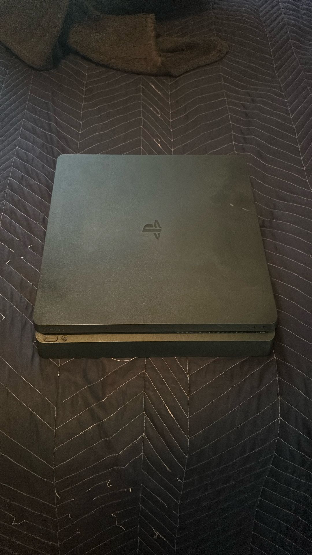 PS4 Slim