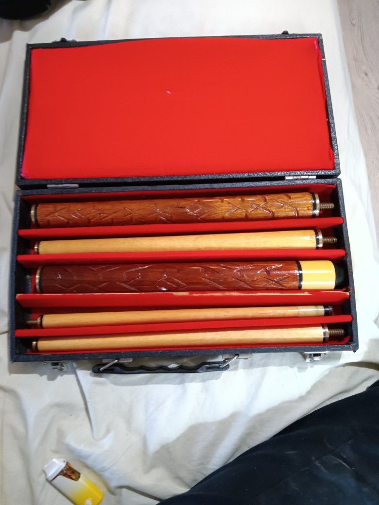 Professional Billiard Cues