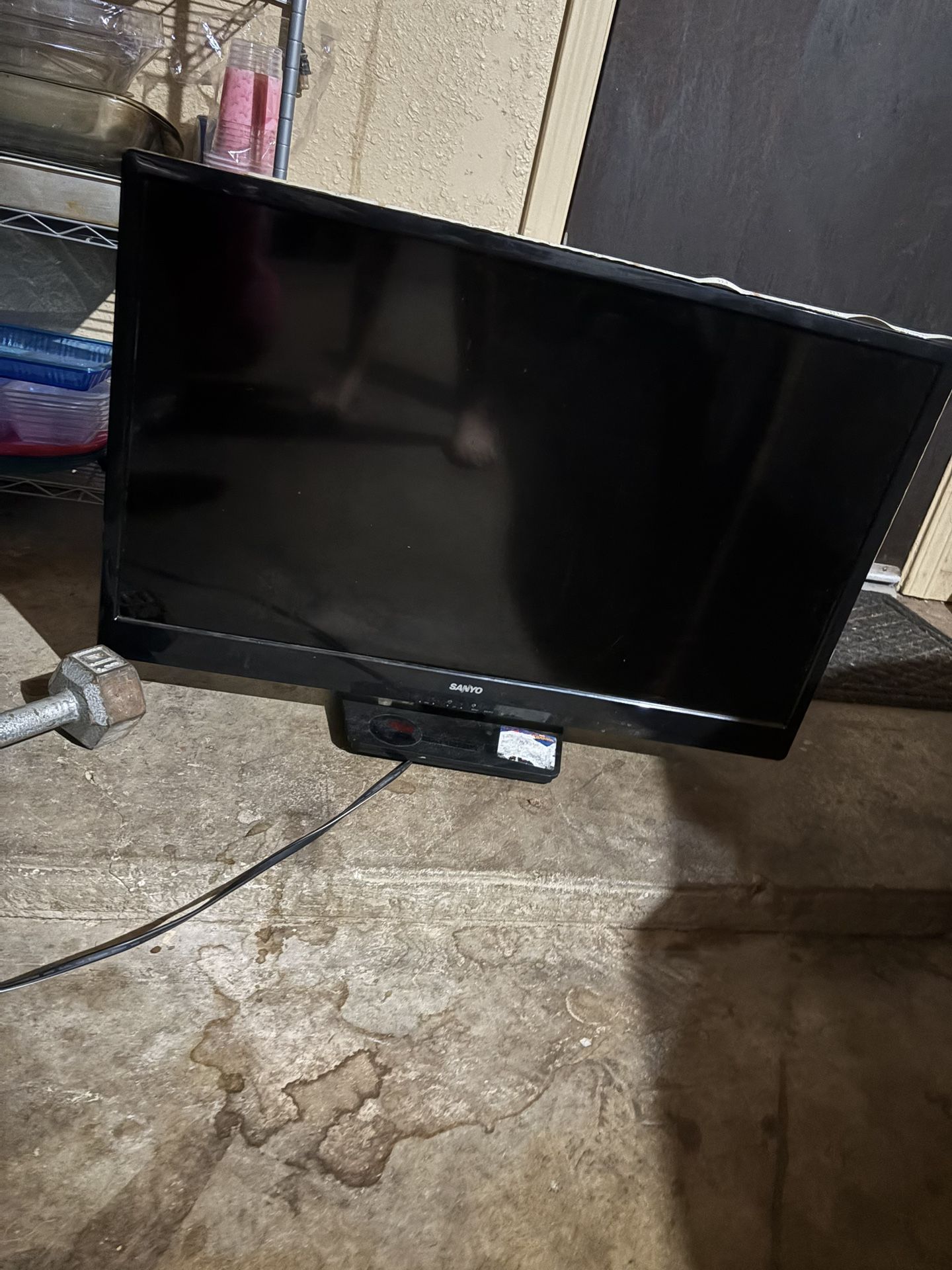 32in TV
