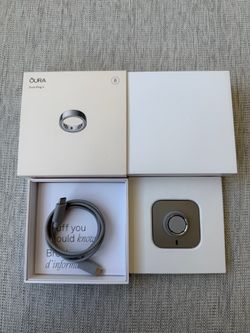 Oura Ring 4 Silver Size 8 Smart Unused Warranty Replacement + Charger Box USB-C