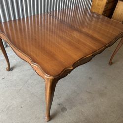 Dining Table With 2 Leaves