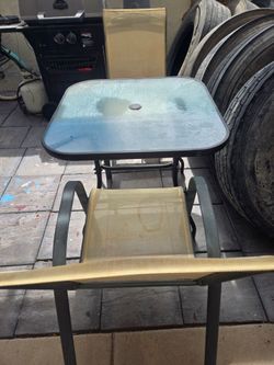 Outdoor patio set