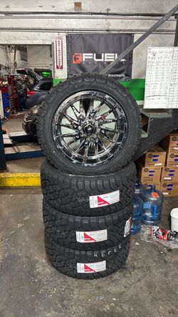 22x12 wheel and tire package