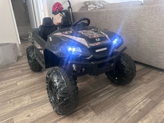 24V Realtree XD Kids Ride-On UTV / Buggy