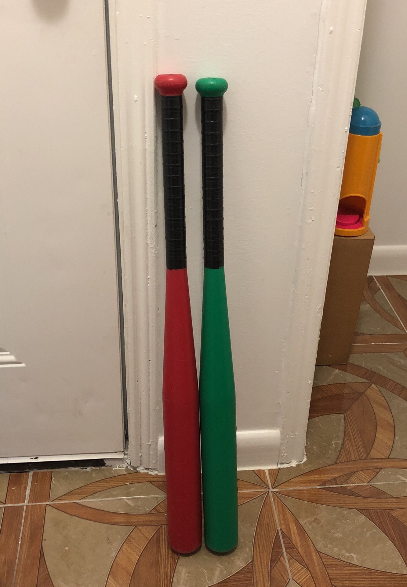 Plastic baseball bats