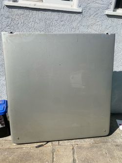 Toyota Tacoma Hard Tonneau Cover